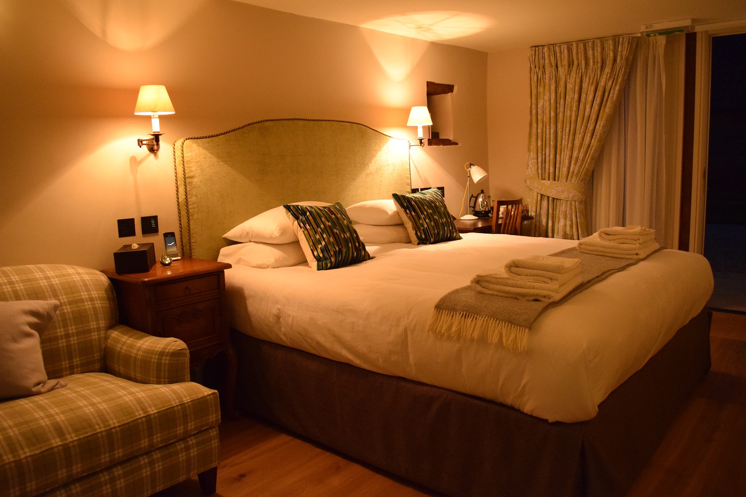 West Acre lodge accommodation bedroom